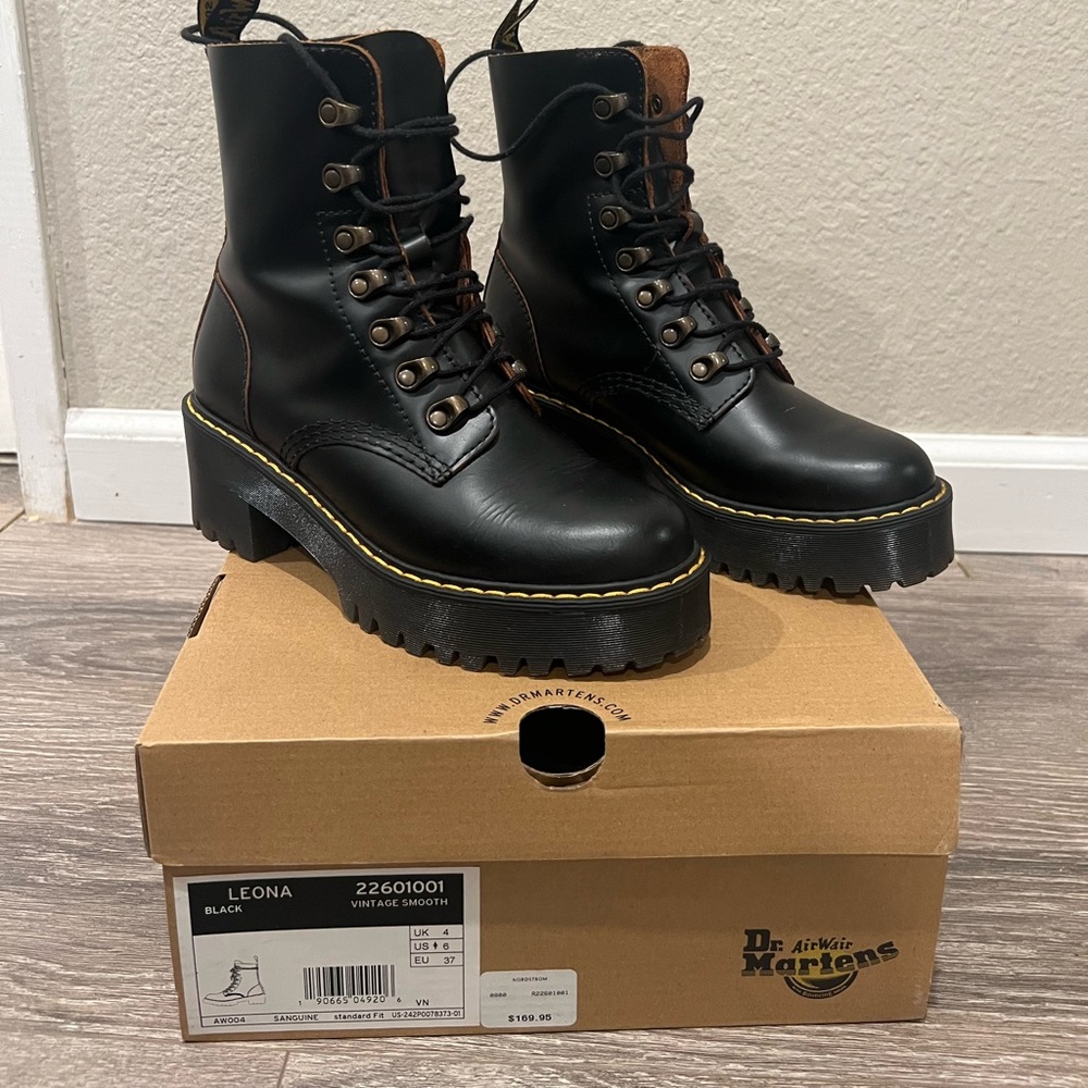 Dr martens Leona Chunky Boot